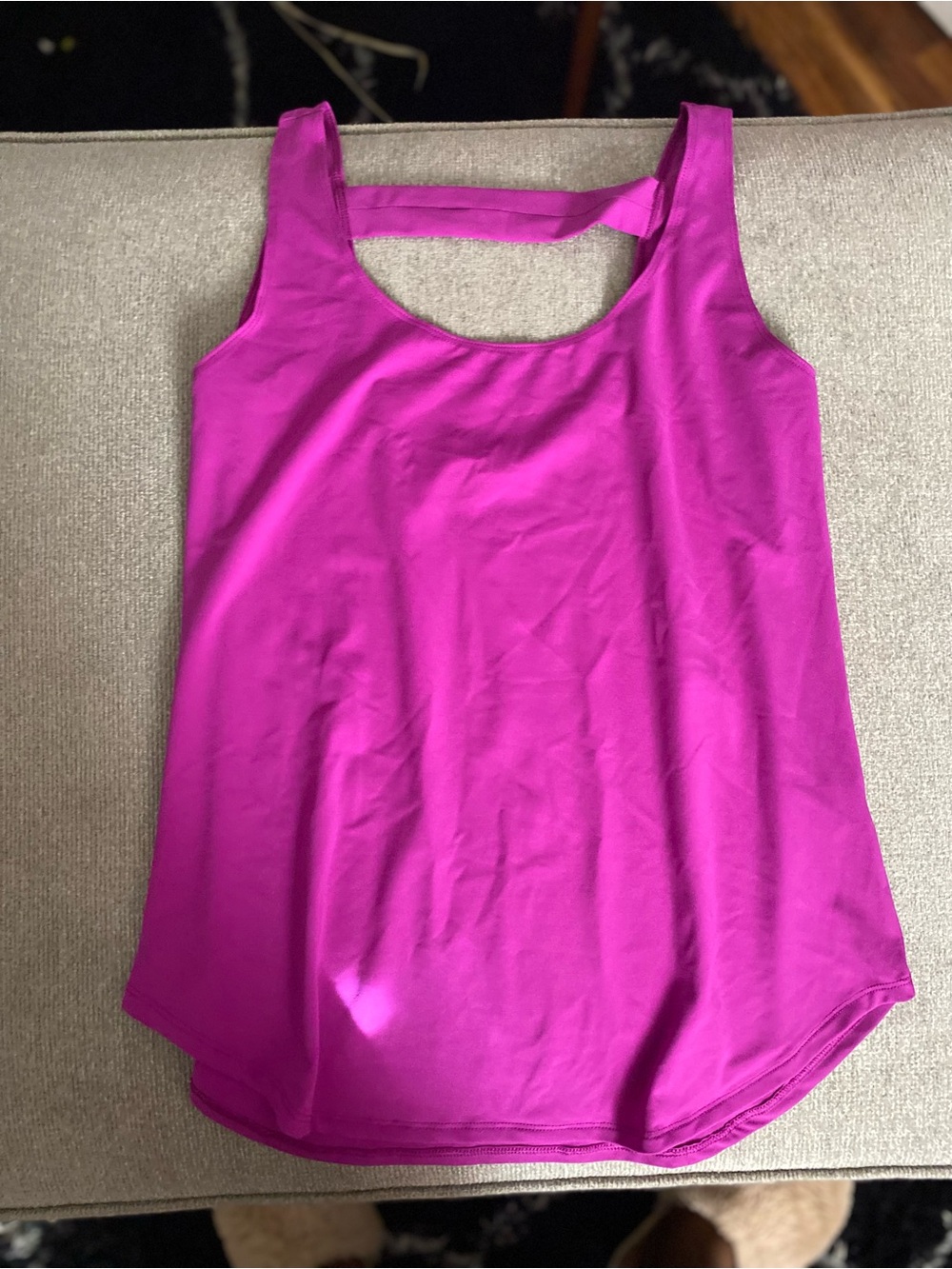 Women’s Fabletics Sleeveless Scoop Neck Tank Top - Vibrant Magenta